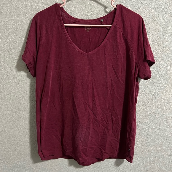 Toad&Co Burgundy T-shirt Large - Picture 1 of 3